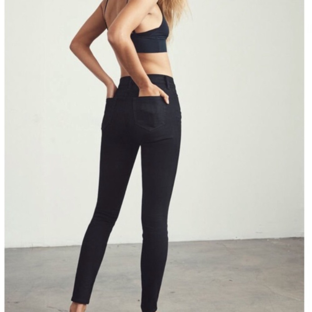 Bullhead High-Rise Skinny Jean